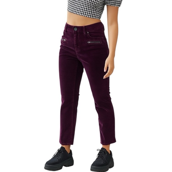 Express 8 Short Corduroy Burgundy Mid Rise Crop Pants - Picture 1 of 8